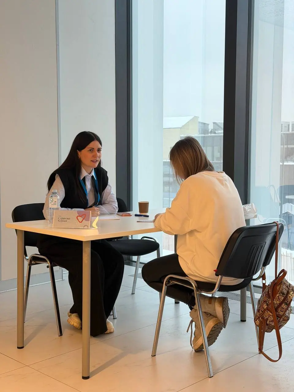 В субботу проводила консультации по развитию бизнеса для начинающих и действующих предпринимательниц на большом бизнес-форуме в менторской гостиной | Сетка — социальная сеть от hh.ru