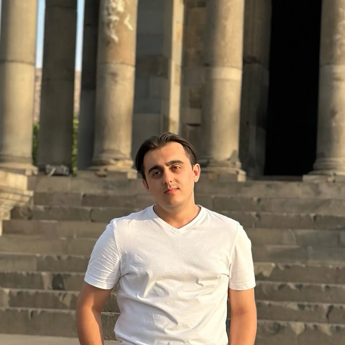 Тигран Акобян | Сетка — социальная сеть от hh.ru