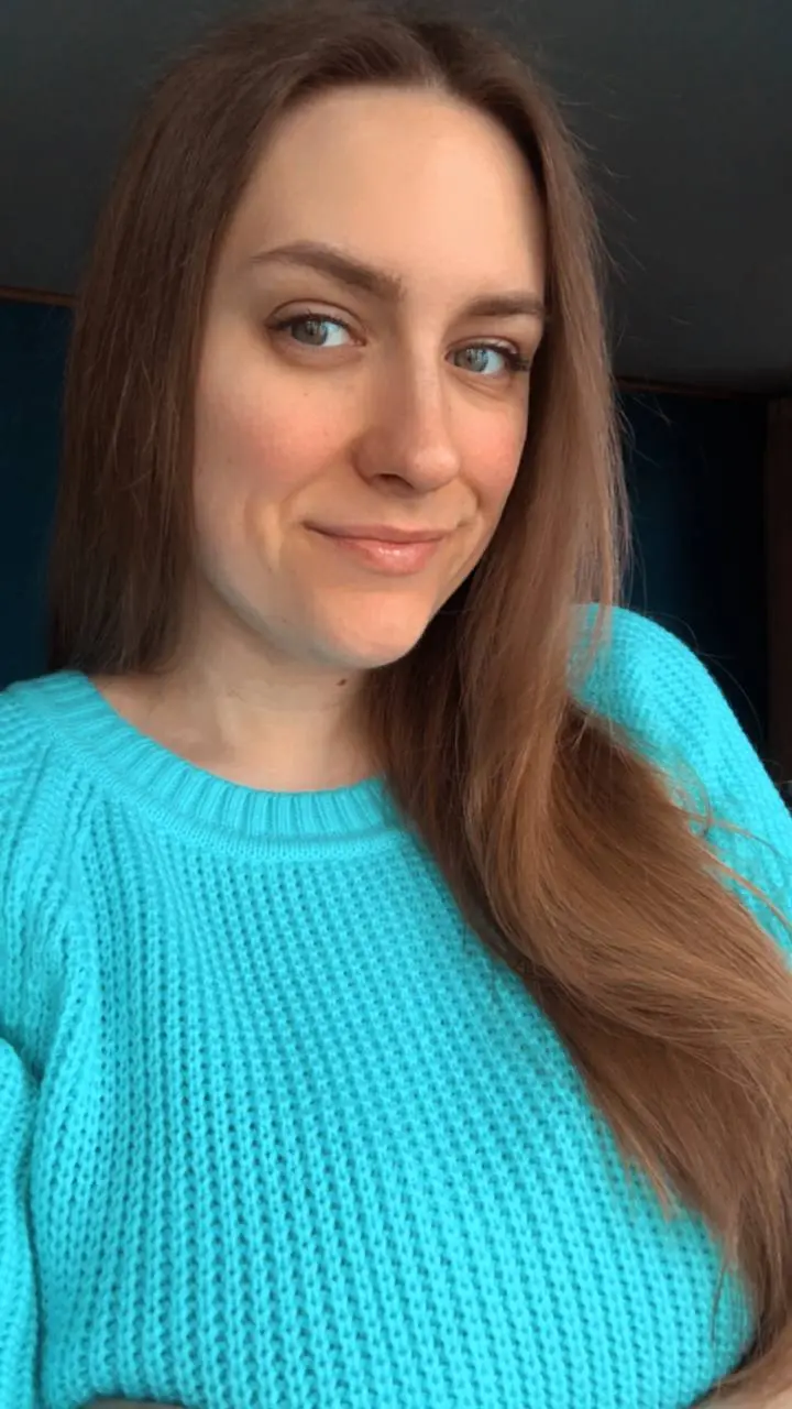 Всем привет! Сегодня весь день дела, и конечно, на улице метель🤣 по-другому никак. Ну ничего, создаем сами себе настроение и идем работать🙌🏻
Всем хорошего дня и отличного настроения!
P.S | Сетка — социальная сеть от hh.ru