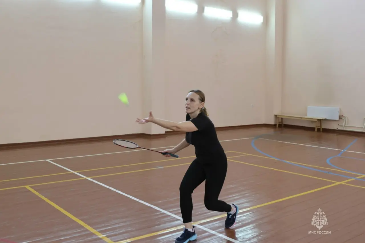 Спорт и красота: турнир по бадминтону к 8 Марта
🏸В преддверии самого нежного и весеннего праздника наши прекрасные девушки из ВНИИПО МЧС России устроили настоящий спортивный праздник - турнир по бадми... | Сетка — социальная сеть от hh.ru