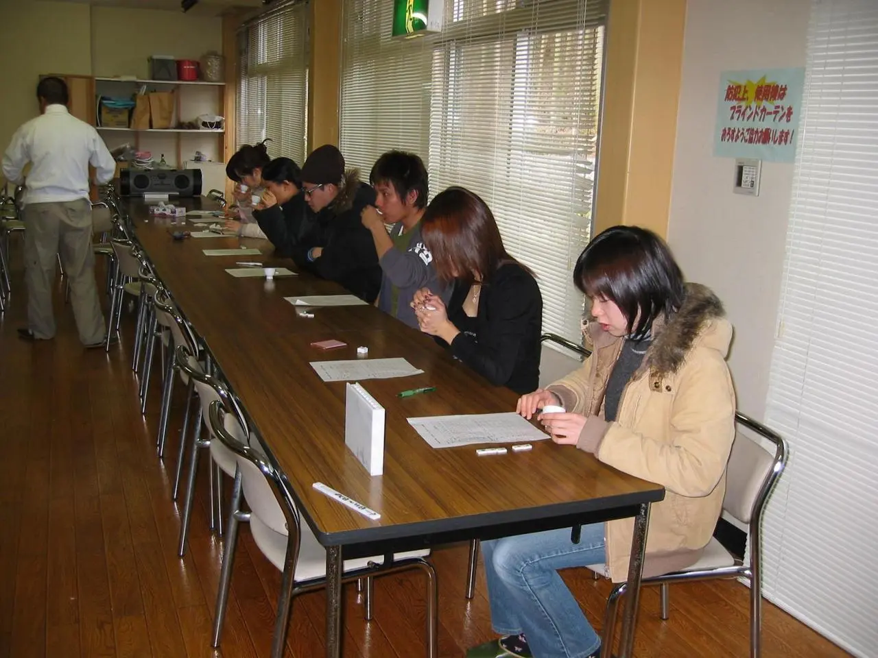 Коллеги из Global Japanese Tea Association опубликовали традиционный обзор японских чайных новостей. Среди которых оказалась и новость о 69-м конкурсе тякабуки, прошедшим не так давно в Киото | Сетка — социальная сеть от hh.ru