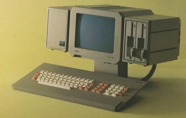 Распределенная PostgreSQL
Свежий перевод "Let's build a distributed Postgres proof of concept"
Давайте посмотрим, из чего состоит CockroachDB под капотом. Загляните в её go | Сетка — социальная сеть от hh.ru