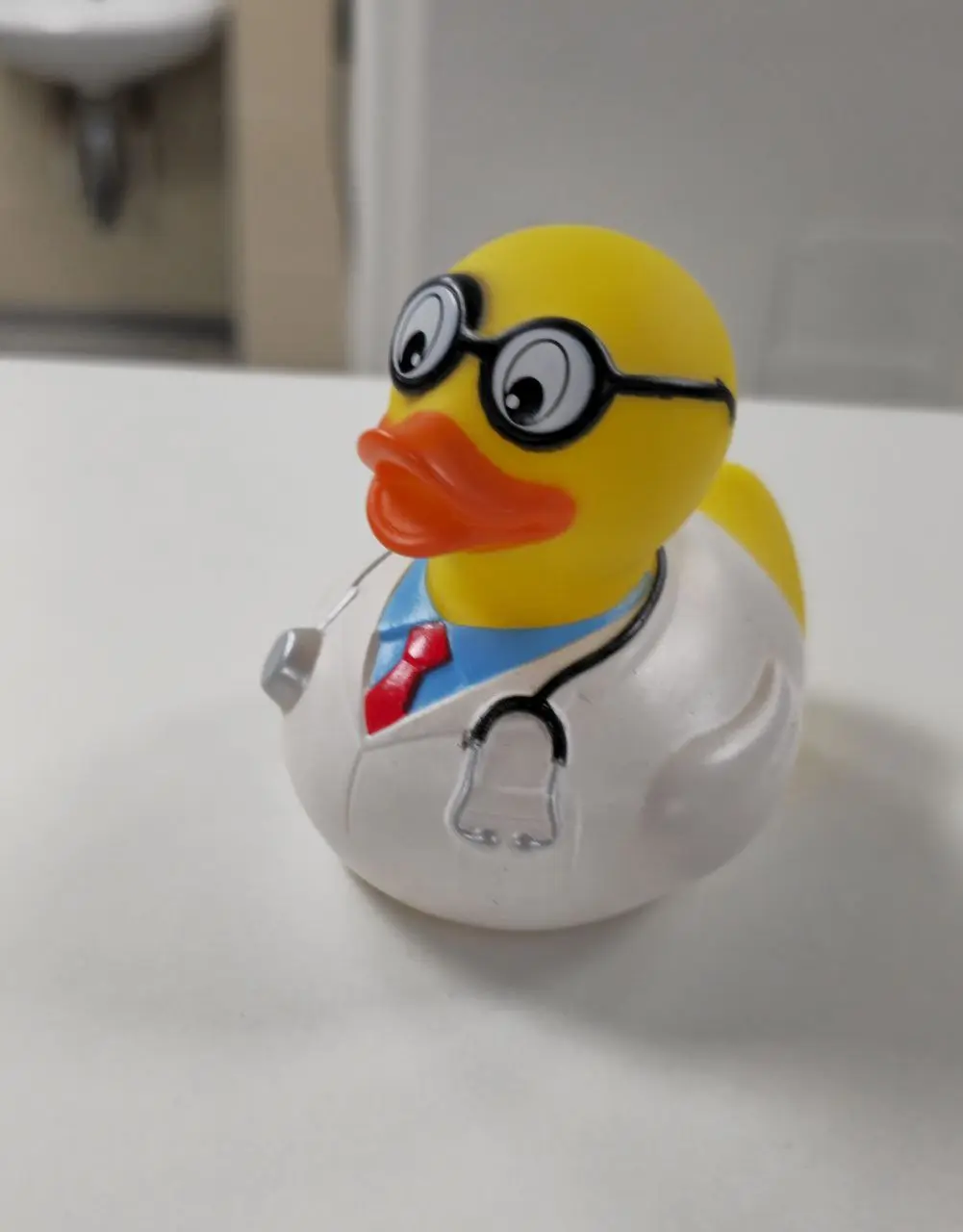 Маскоты
#брендингобл
Вот так работает сила бренда —
когда копируют альфовскую точку даже в поликлиниках | Сетка — социальная сеть от hh.ru