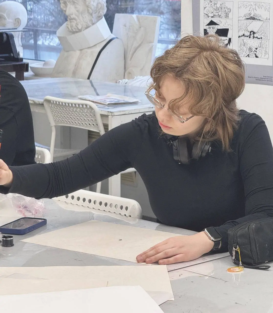 Сегодня провела занятие у иллюстраторов — и это был, пожалуй, самый грязный урок | Сетка — социальная сеть от hh.ru