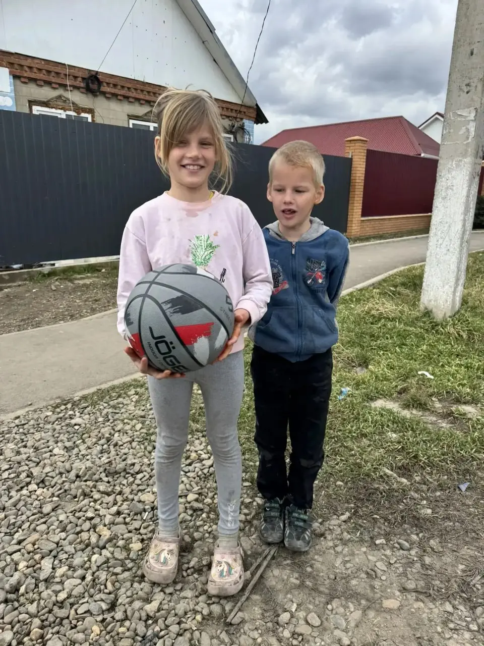 🎁 КРОО "Новая Жизнь": подарки детям из многодетных семей Краснодарского края 🎁
Мы — Краснодарская региональная общественная организация помощи людям, попавшим в трудную жизненную ситуацию | Сетка — социальная сеть от hh.ru