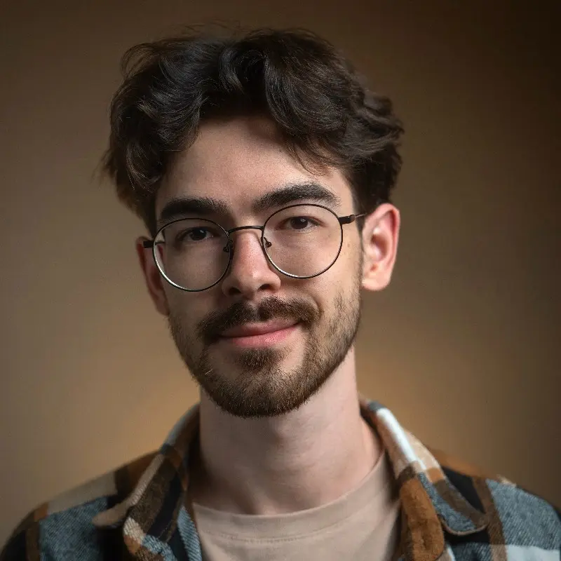 Владислав Харченко | Сетка — социальная сеть от hh.ru