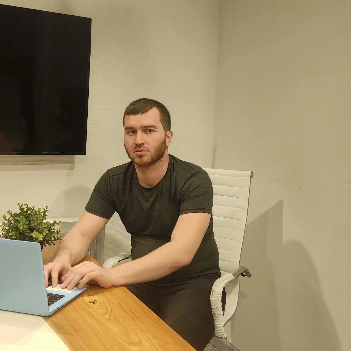 Иналь Чачев | Сетка — социальная сеть от hh.ru