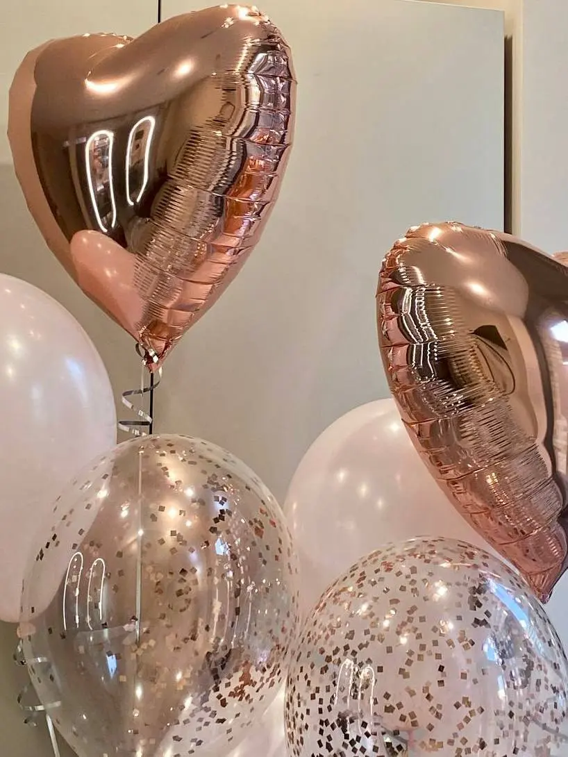 🎉 День рождения салона красоты Эстетика!
🛍️ В честь дня рождения салона красоты Эстетика мы дарим вам приятный подарок — скидку -10% на всю профессиональную косметику!
✨ Только 1 день — 7 марта вы мож... | Сетка — социальная сеть от hh.ru