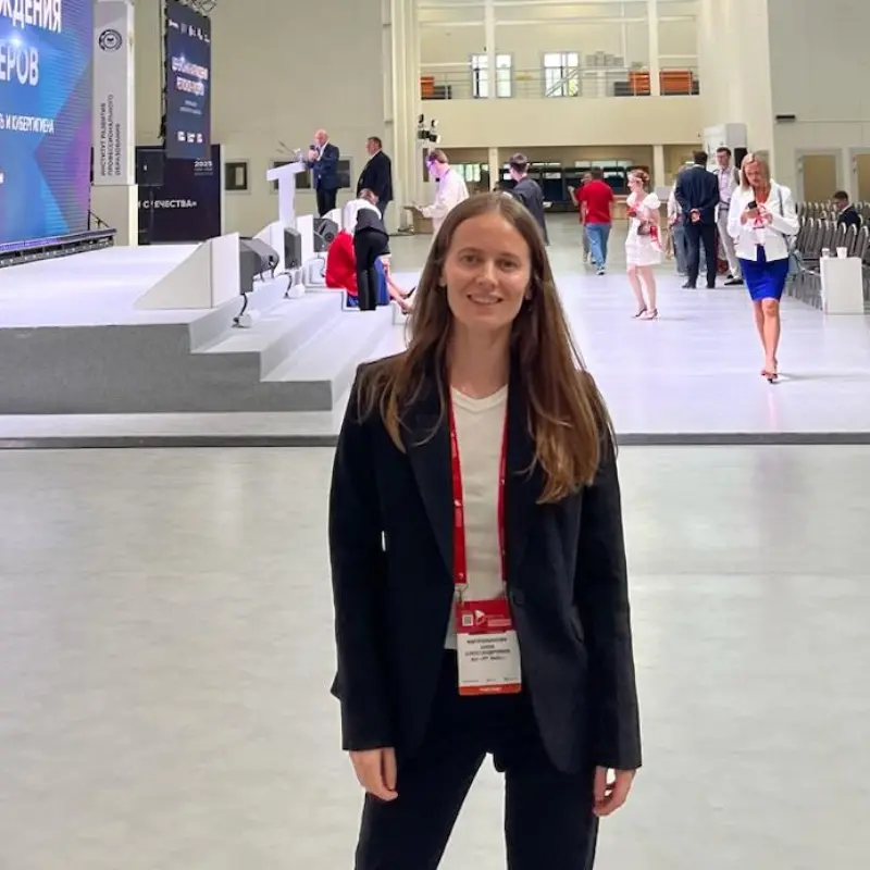 Аня Митрофанова | Сетка — социальная сеть от hh.ru