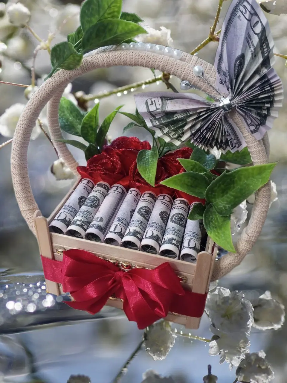 💸КАК ПОДАРИТЬ ДЕНЬГИ... И НЕ ДАРИТЬ ДЕНЬГИ?😄
Друзья, у кого скоро праздники? Или может, просто хочется сделать сюрприз "без повода"? Смотрите, какая красота у нас "выросла" | Сетка — социальная сеть от hh.ru