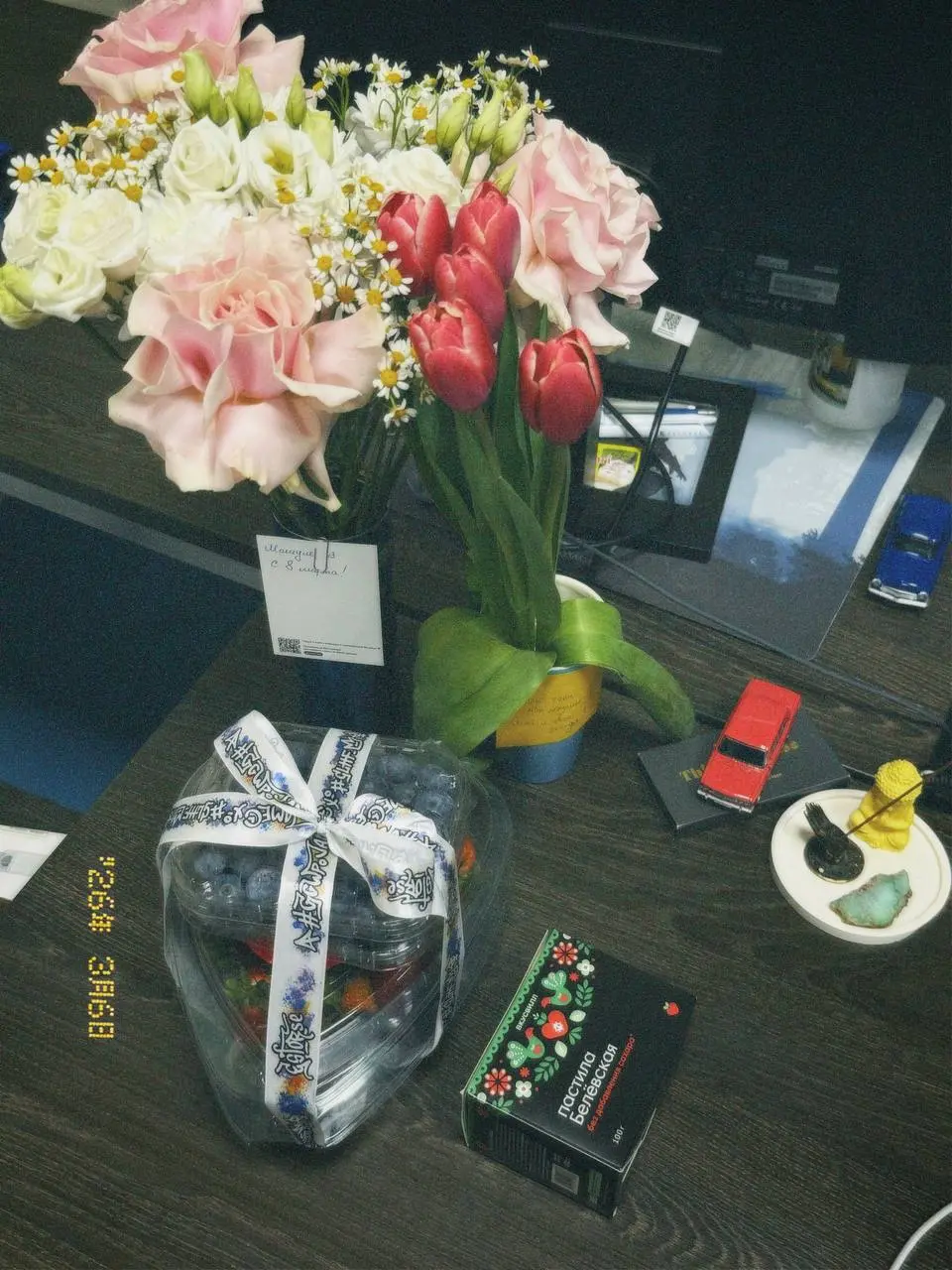Это был очень хороший рабочий день 💔
Я всего месяц на новом месте, но уже в сердечке много теплых воспоминаний и замечательных людей!
Еду счастливая в аэропорт) скоро увижу свою семью 🫂 | Сетка — социальная сеть от hh.ru