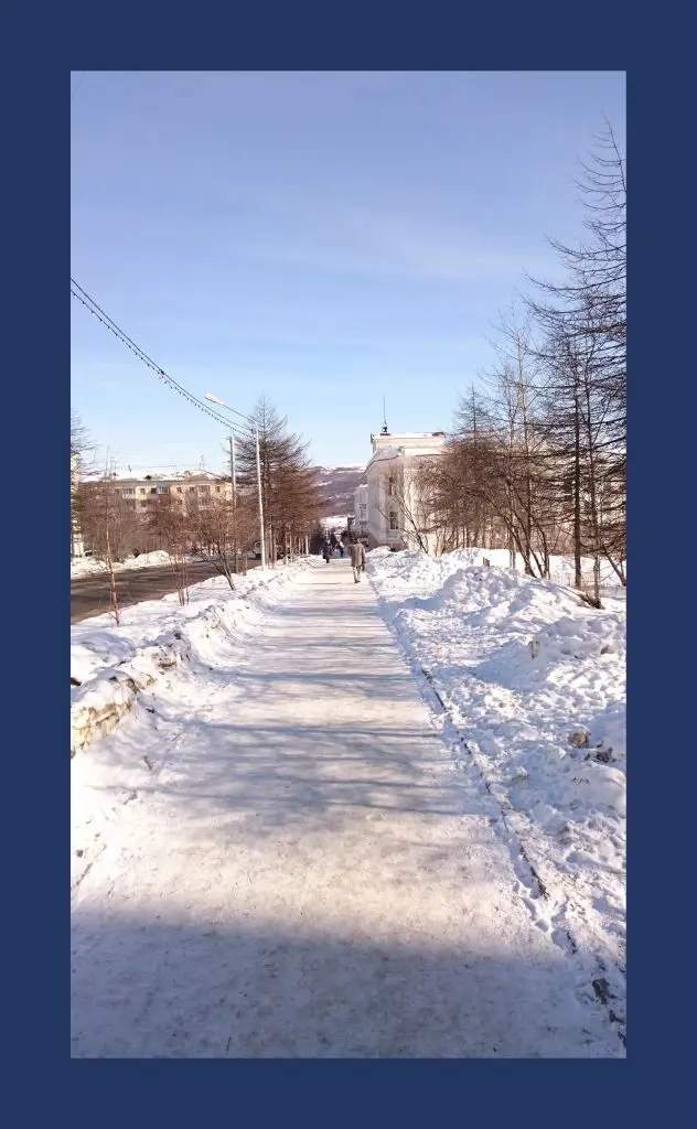 Спускаясь по Парковой / Down Parkovaya St. | Сетка — социальная сеть от hh.ru