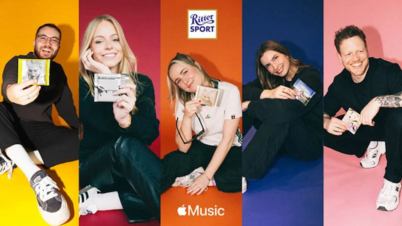 Если бы Apple Music был вкусом, то каким?
Судя по коллабу Apple с Ritter Sport, шоколадным. В продаже появится лимитированная серия плиток Limited Edition Ritter Sport x Apple Music | Сетка — социальная сеть от hh.ru