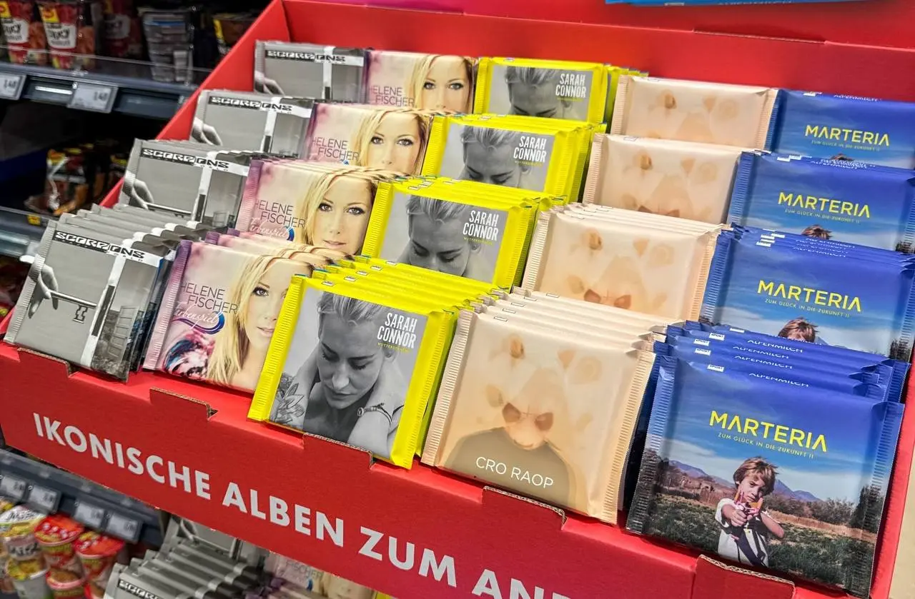 Если бы Apple Music был вкусом, то каким?
Судя по коллабу Apple с Ritter Sport, шоколадным. В продаже появится лимитированная серия плиток Limited Edition Ritter Sport x Apple Music | Сетка — социальная сеть от hh.ru