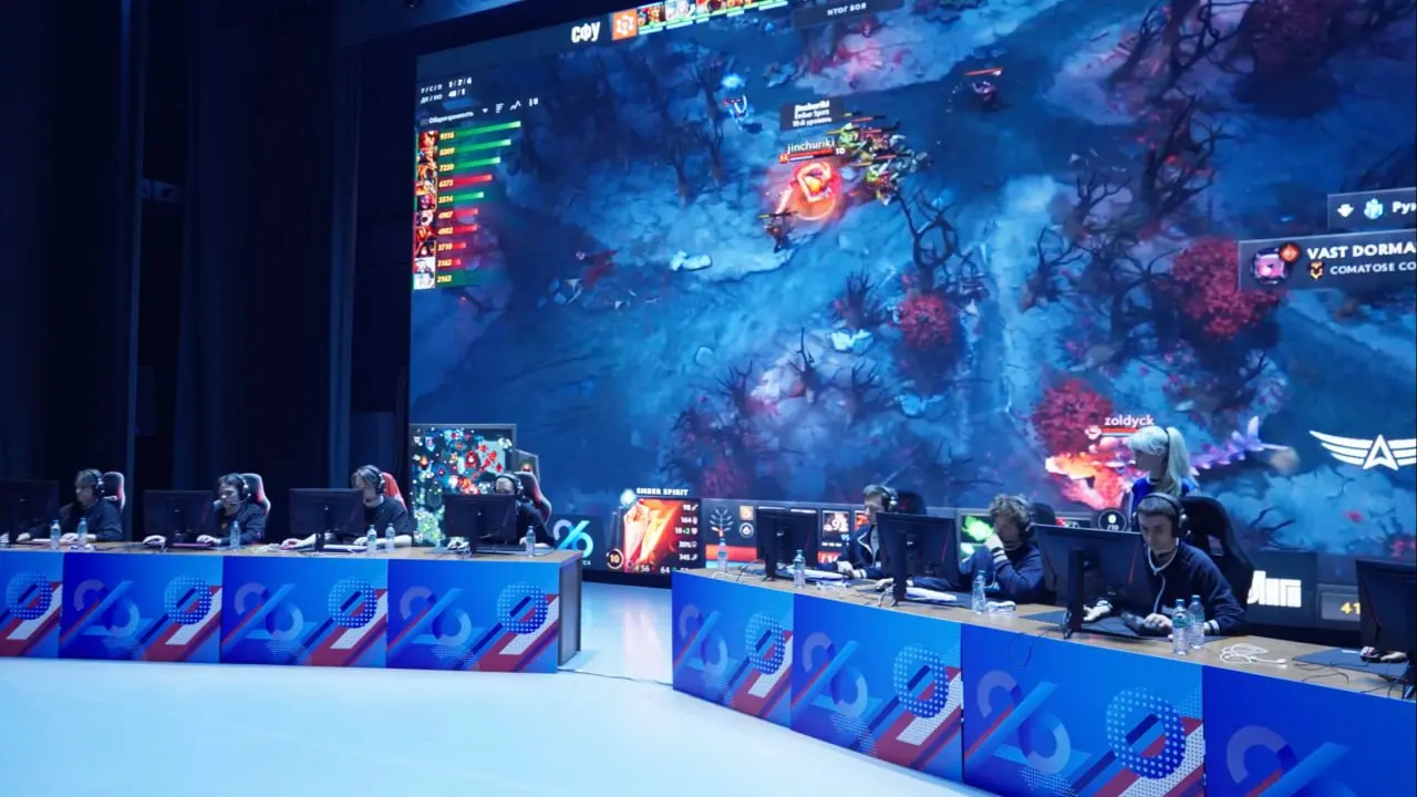 В Красноярске на площадке Сибирского федерального университета (СФУ) завершился первый Суперкубок Национальной студенческой лиги компьютерного спорта
Два дня 3 тысячи студентов, победители и призёры ф... | Сетка — социальная сеть от hh.ru