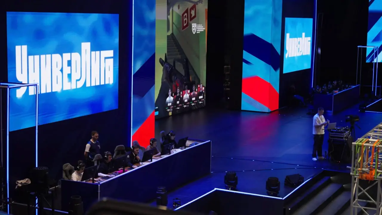 В Красноярске на площадке Сибирского федерального университета (СФУ) завершился первый Суперкубок Национальной студенческой лиги компьютерного спорта
Два дня 3 тысячи студентов, победители и призёры ф... | Сетка — социальная сеть от hh.ru