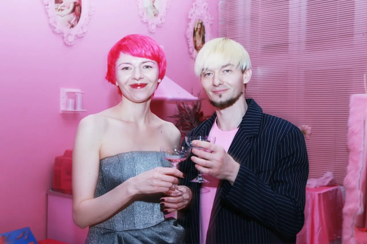 С 8-м марта вас! Умные, красивые, талантливые девушки! Художники, писатели, поэты, фотографы, музыканты.. | Сетка — социальная сеть от hh.ru