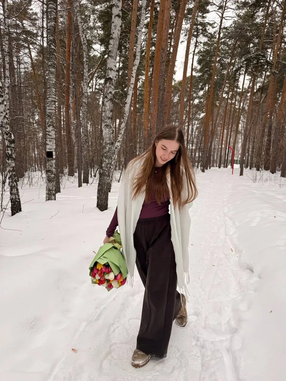 тюльпаны на столе, манты на кухне и дневной прокат на льду
🌷С 8 марта🌷🌷
Почему мы тратим столько времени, готовясь к тем временам, когда сможем делать то, что хотим, вместо того чтобы просто заниматьс... | Сетка — социальная сеть от hh.ru