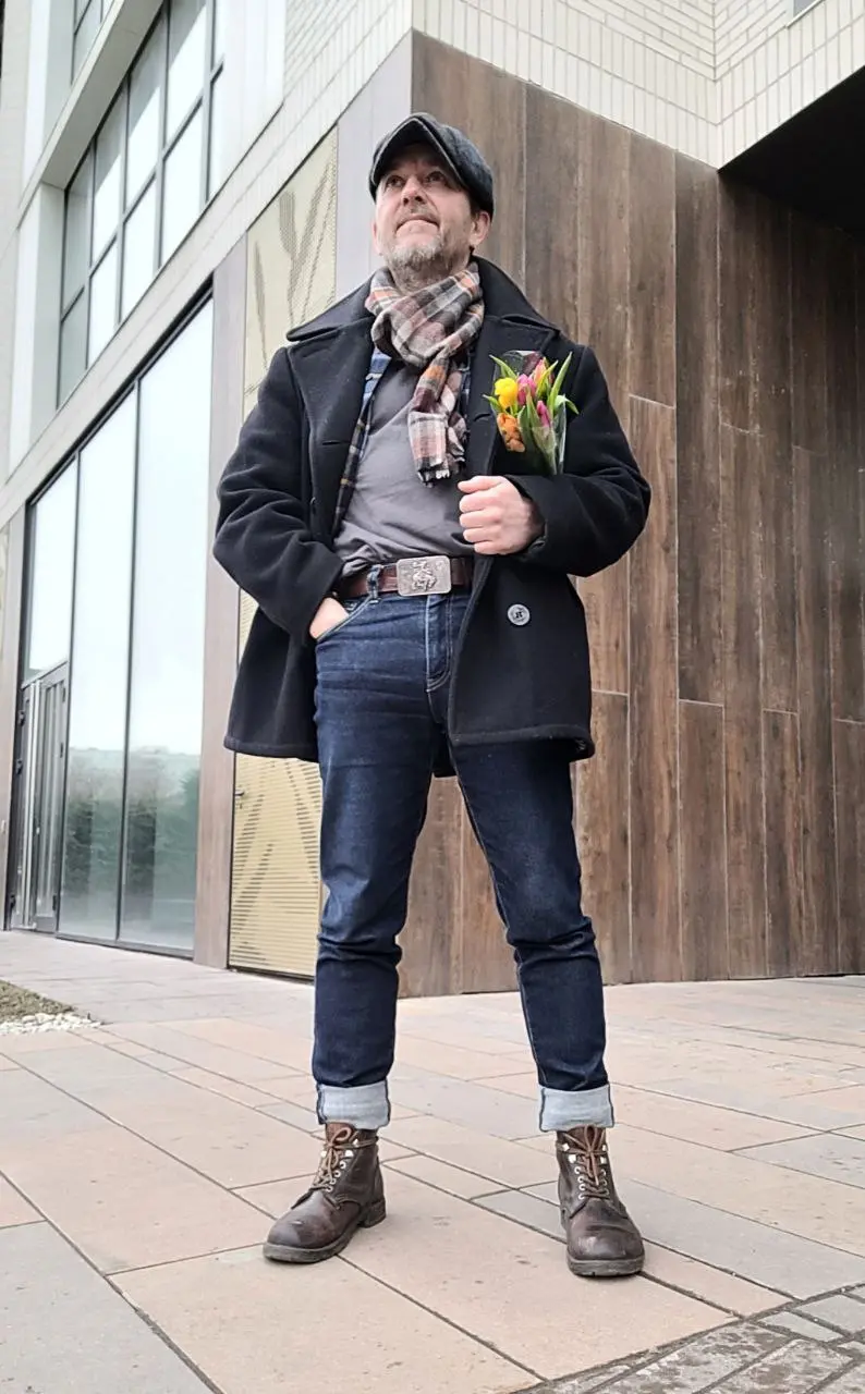 С 8 МАРТА 💐
🌞 Весны в душе!
🦋 Бабочек в животе!
❤️ Любви в сердце! | Сетка — социальная сеть от hh.ru