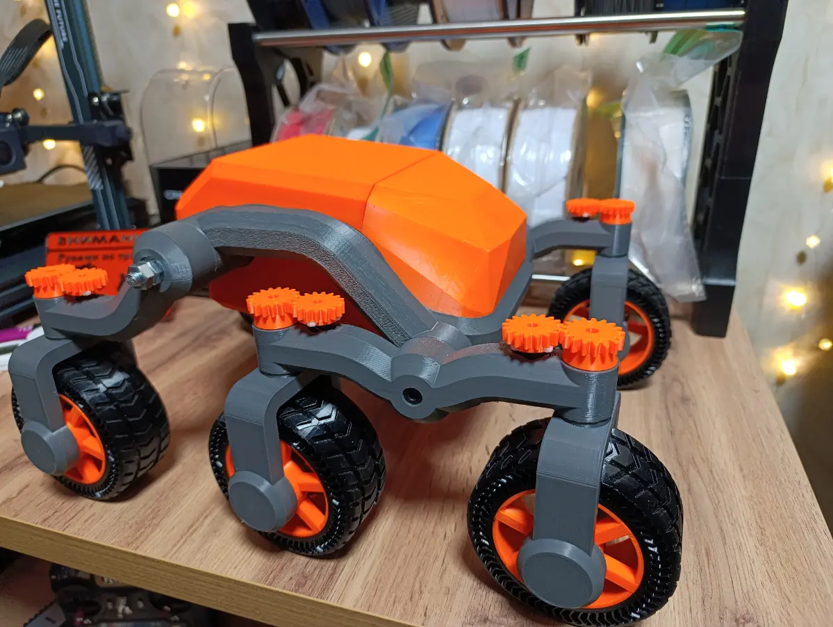 Идёт работа над шасси на базе rocker-bogie
#роботехника #проектнаяработа #3dпечать #3dмоделирование | Сетка — социальная сеть от hh.ru