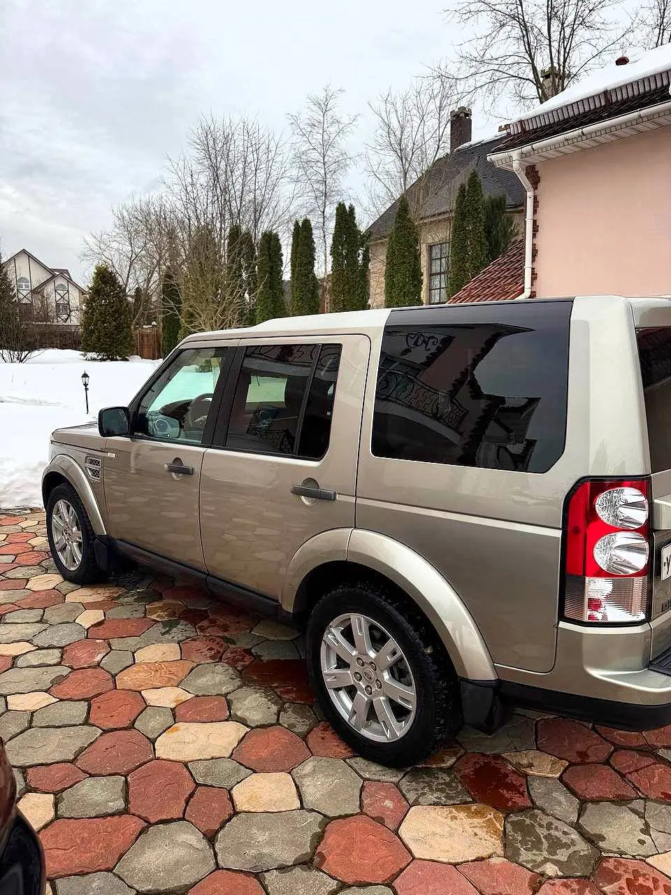 🔥Land Rover Discovery 4 🔥
2010 год
Почему этот Discovery интересный
Это не просто очередной диско с рынка | Сетка — социальная сеть от hh.ru