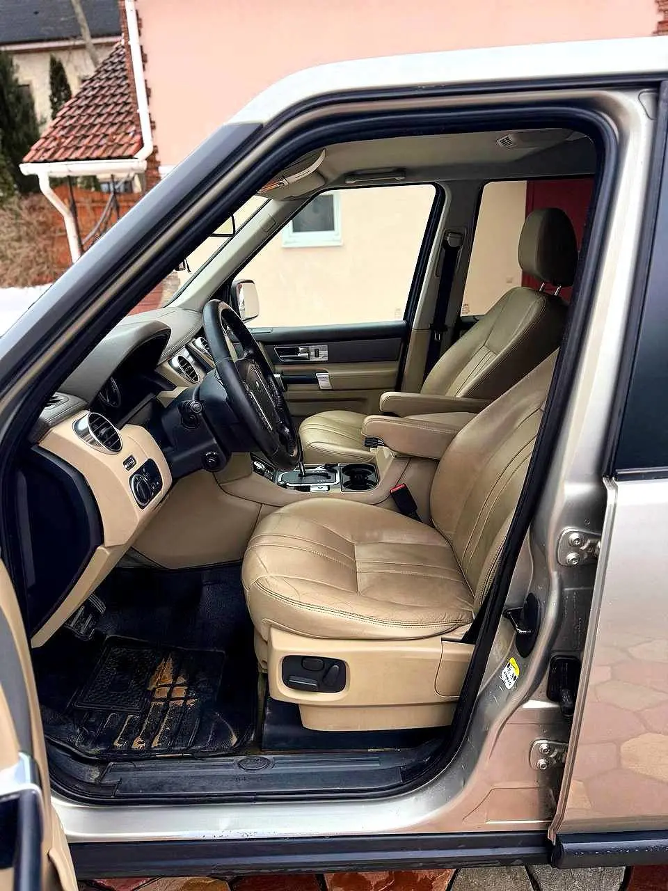 🔥Land Rover Discovery 4 🔥
2010 год
Почему этот Discovery интересный
Это не просто очередной диско с рынка | Сетка — социальная сеть от hh.ru