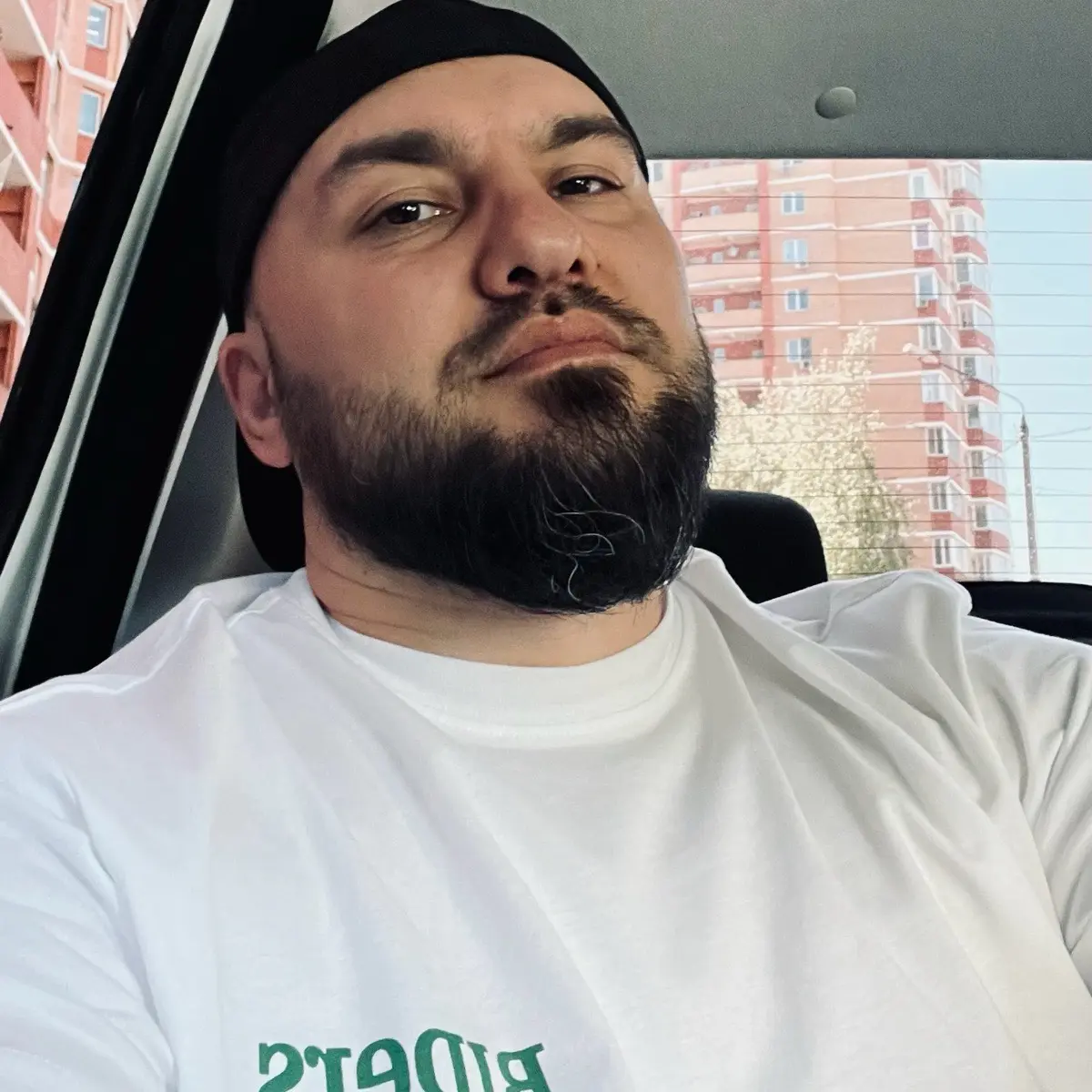 Адам Мед