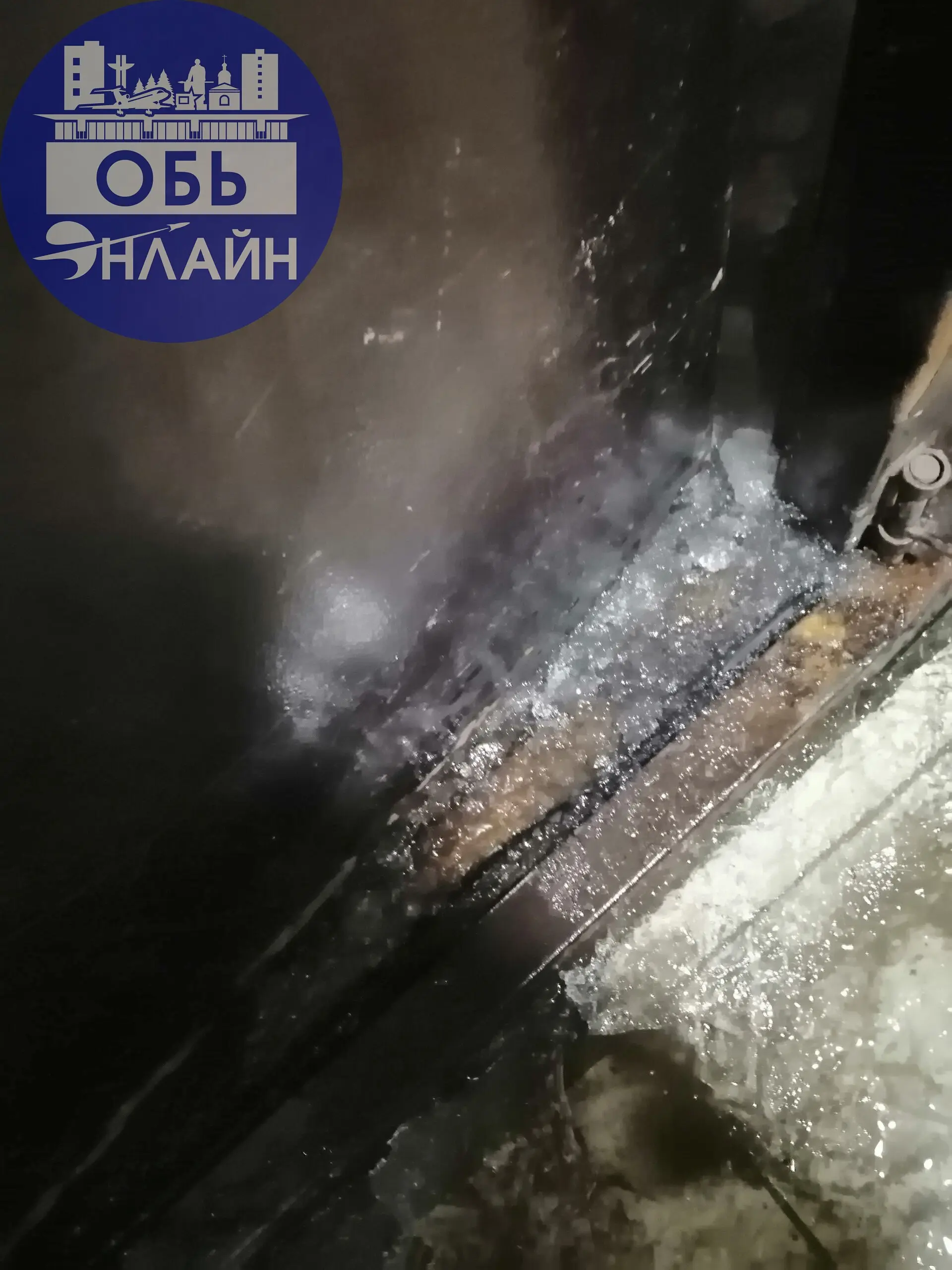 ↗ Сегодня, 10 марта жители одиного из подъездов по адресу: город Обь, улица Военный городок дом 102, не смогли попасть на работу либо выходили из подъезда через окна | Сетка — социальная сеть от hh.ru