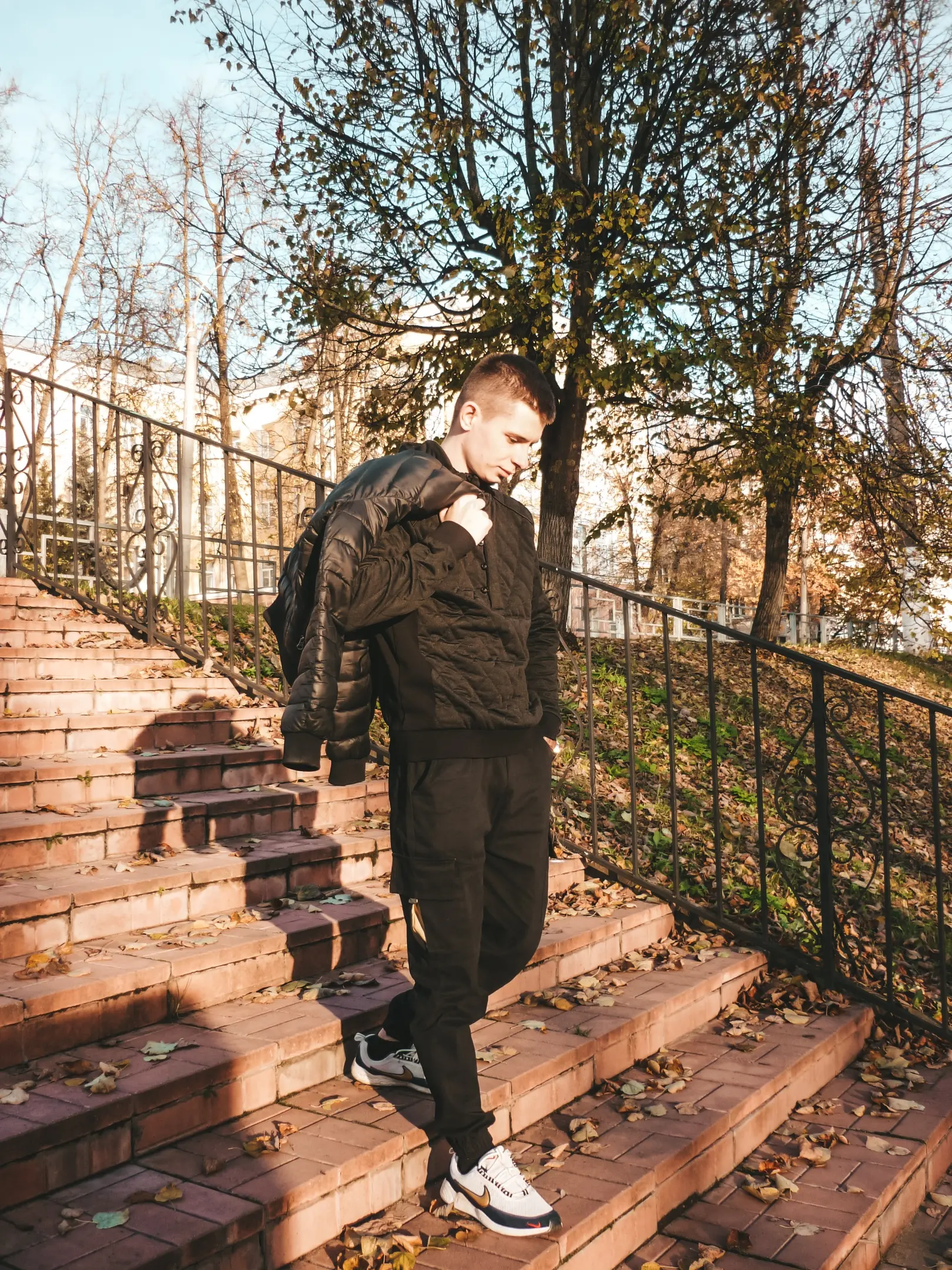 Владислав Карвет