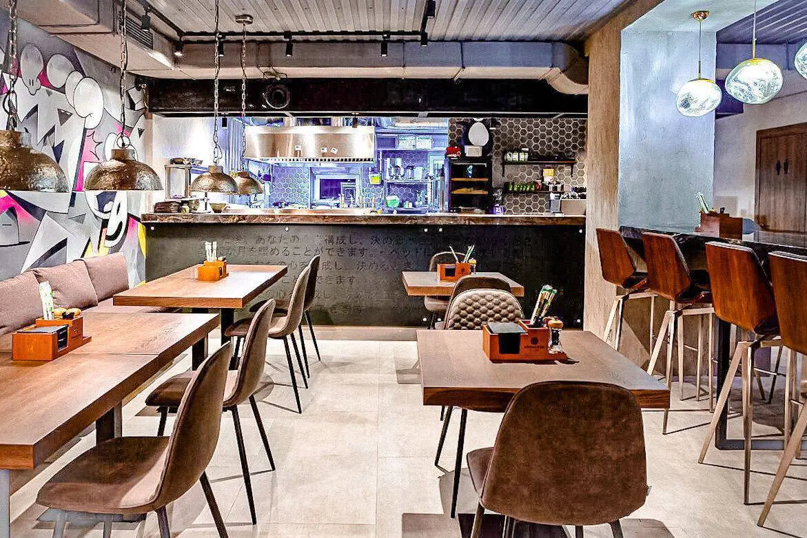 ОФИЦИАНТ
От 100 000₽ + чаевые
Ресторан «Ramen Ten»
• Москва, м. Китай город
• Рестораны/Кафе
• @VIALiva
В этом посте были ссылки, но мы их удалили по правилам Сетки | Сетка — социальная сеть от hh.ru