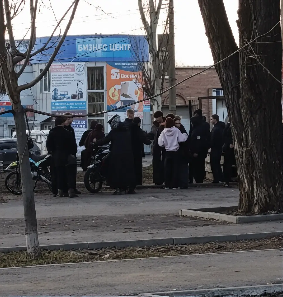 Только 10 марта а юные питбайкеры уже начинают донимать жителей | Сетка — социальная сеть от hh.ru
