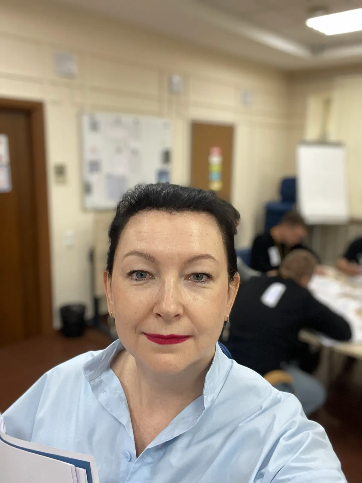 Делюсь с вами своей радостью! Я официально представляю «Центр Стратегических и Командных сессий» как сертифицированный ведущий ЛСК-сессий. Вся наша команда представлена на сайте | Сетка — социальная сеть от hh.ru