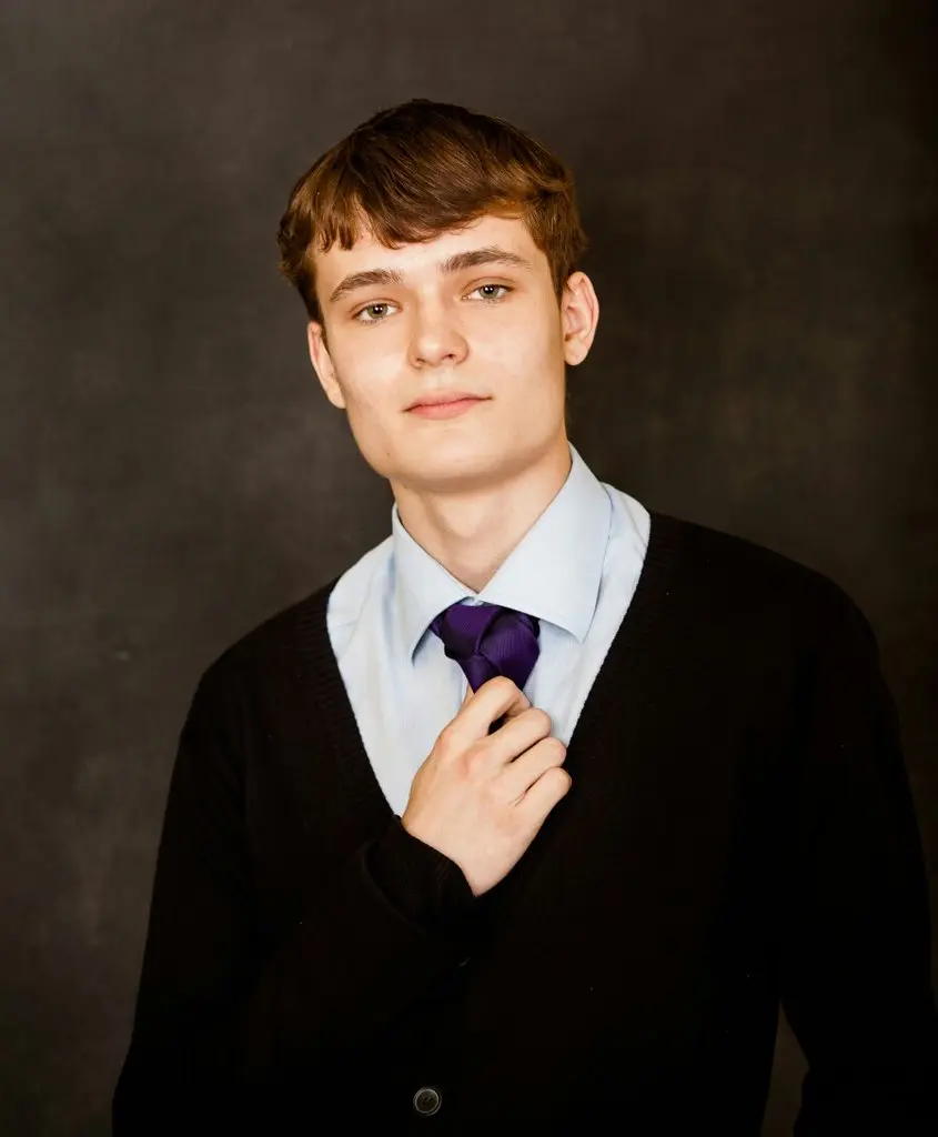 Михаил Сотников