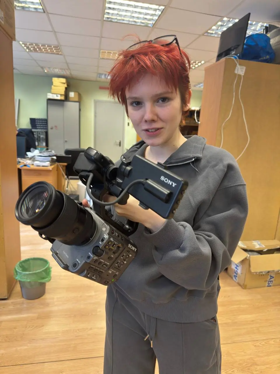 Делайте то, что нравится
Снимаю я около 1 года
Камеру держу проф пока работаю в белинке
Ну ничего
ДПП| Дневник Признанного Продюсера🌟
В этом посте были ссылки, но мы их удалили по правилам Сетки | Сетка — социальная сеть от hh.ru