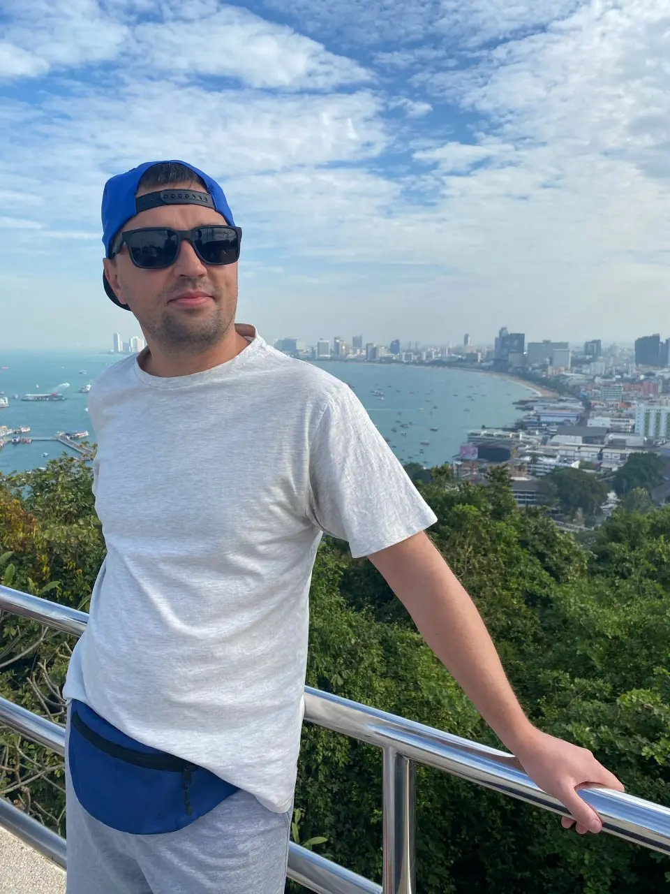 Как похоронить то чем вы сейчас занимаетесь и потерять все?
Это банальный вопрос выбора. Каждый из нас выбирает сам как реагировать на происходящее | Сетка — социальная сеть от hh.ru