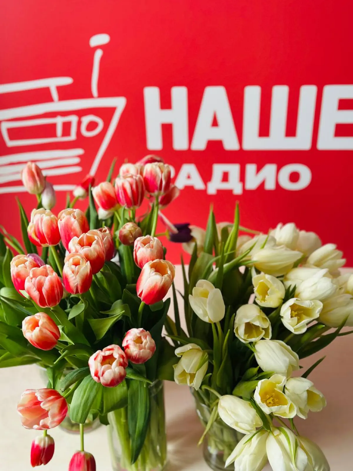 С праздником нас, женщин, с 8 марта 💐 | Сетка — социальная сеть от hh.ru