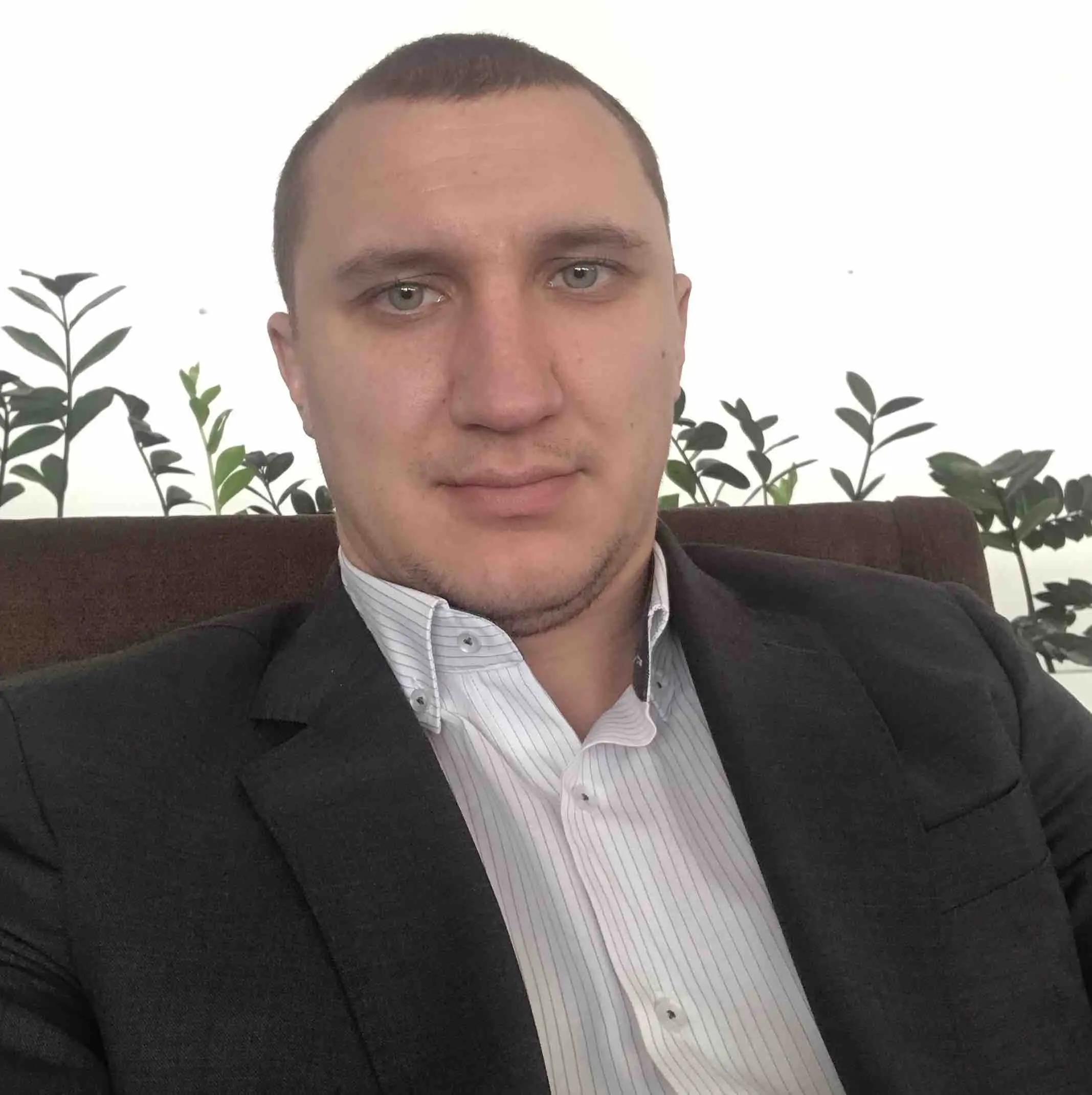 Алексей Богров