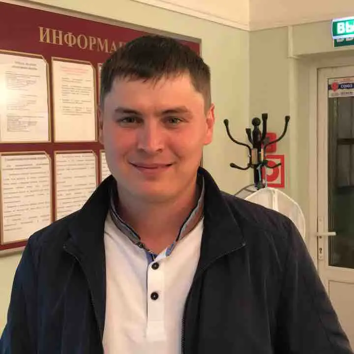 Андрей Гусев