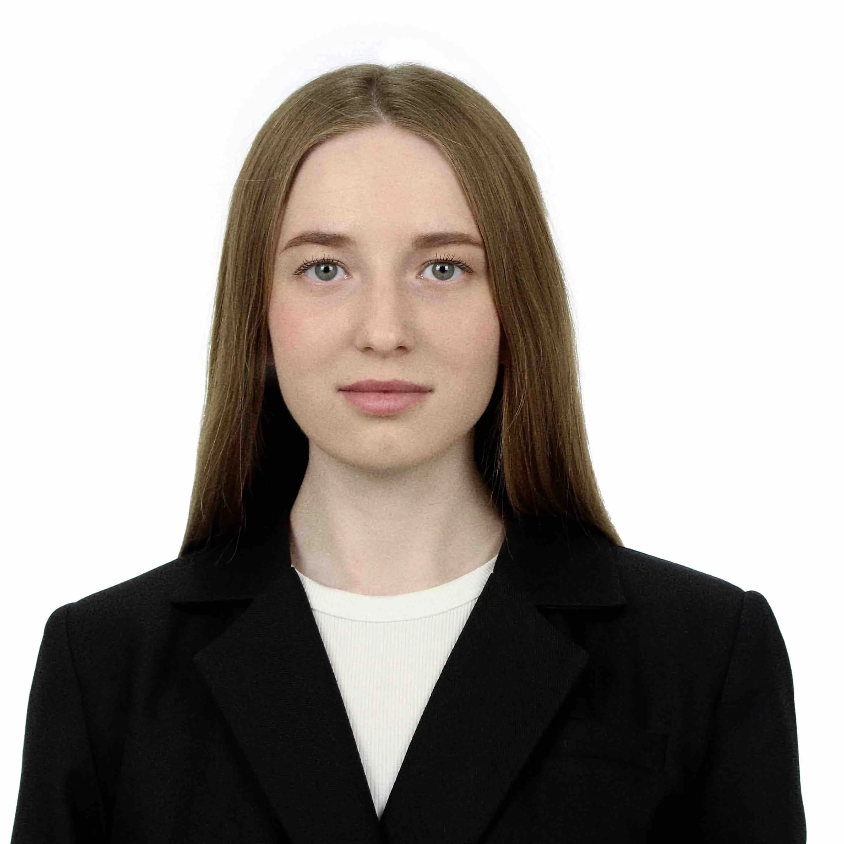 Полина Давнис
