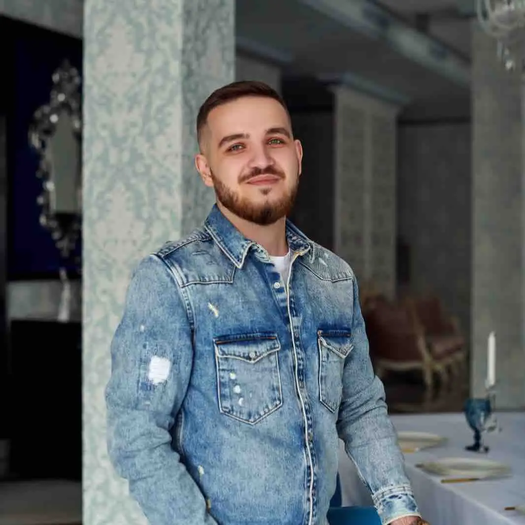 Казбек Бимбасов