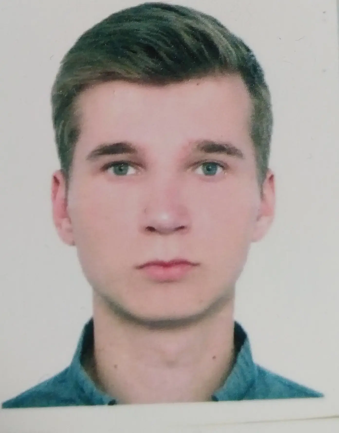 Иван Иванов