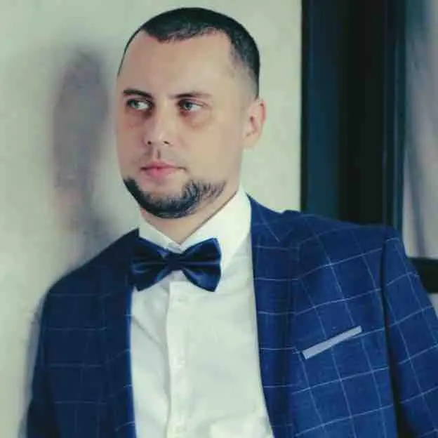Кирилл Гренадёров