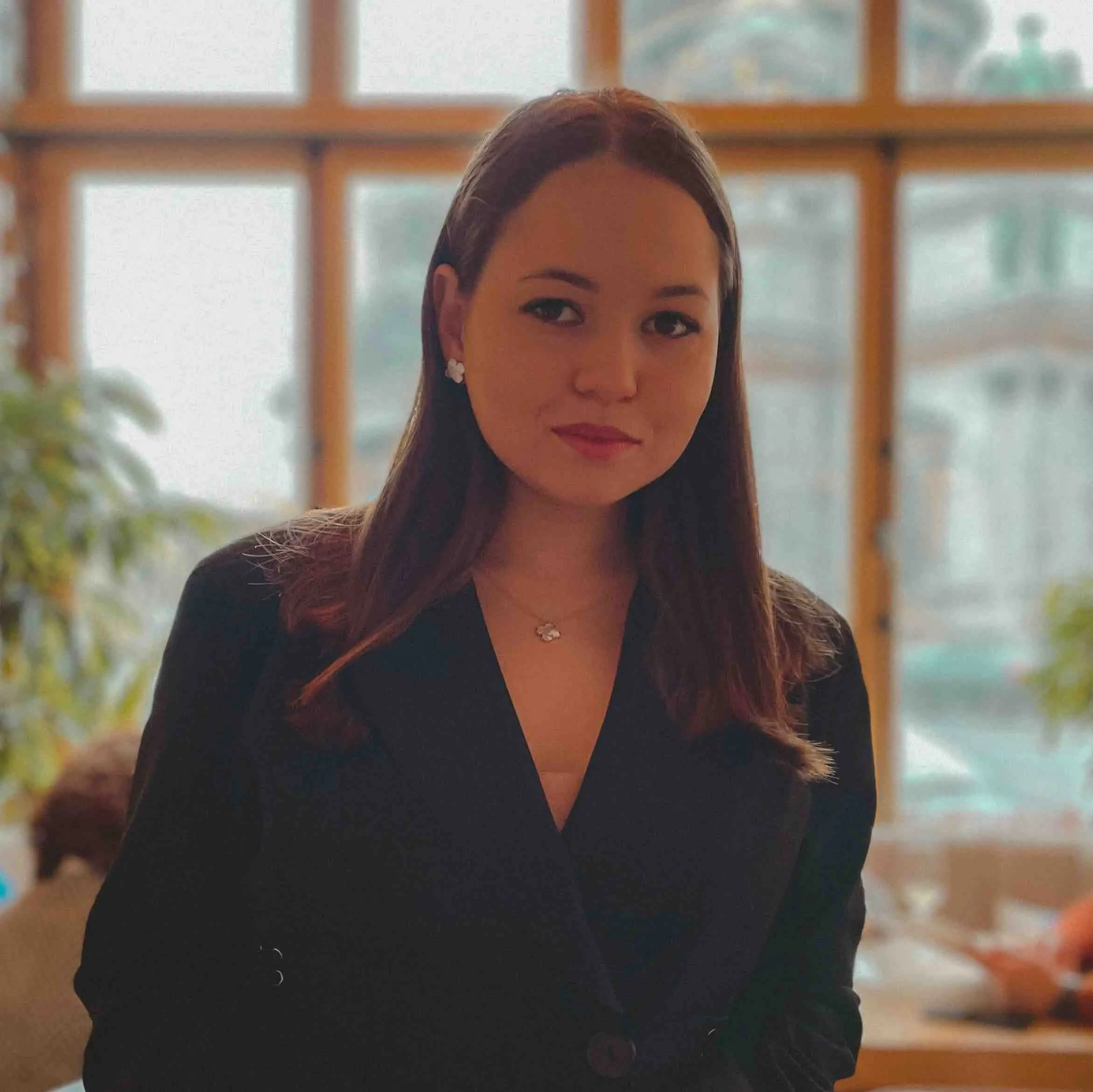 Карина Батинова