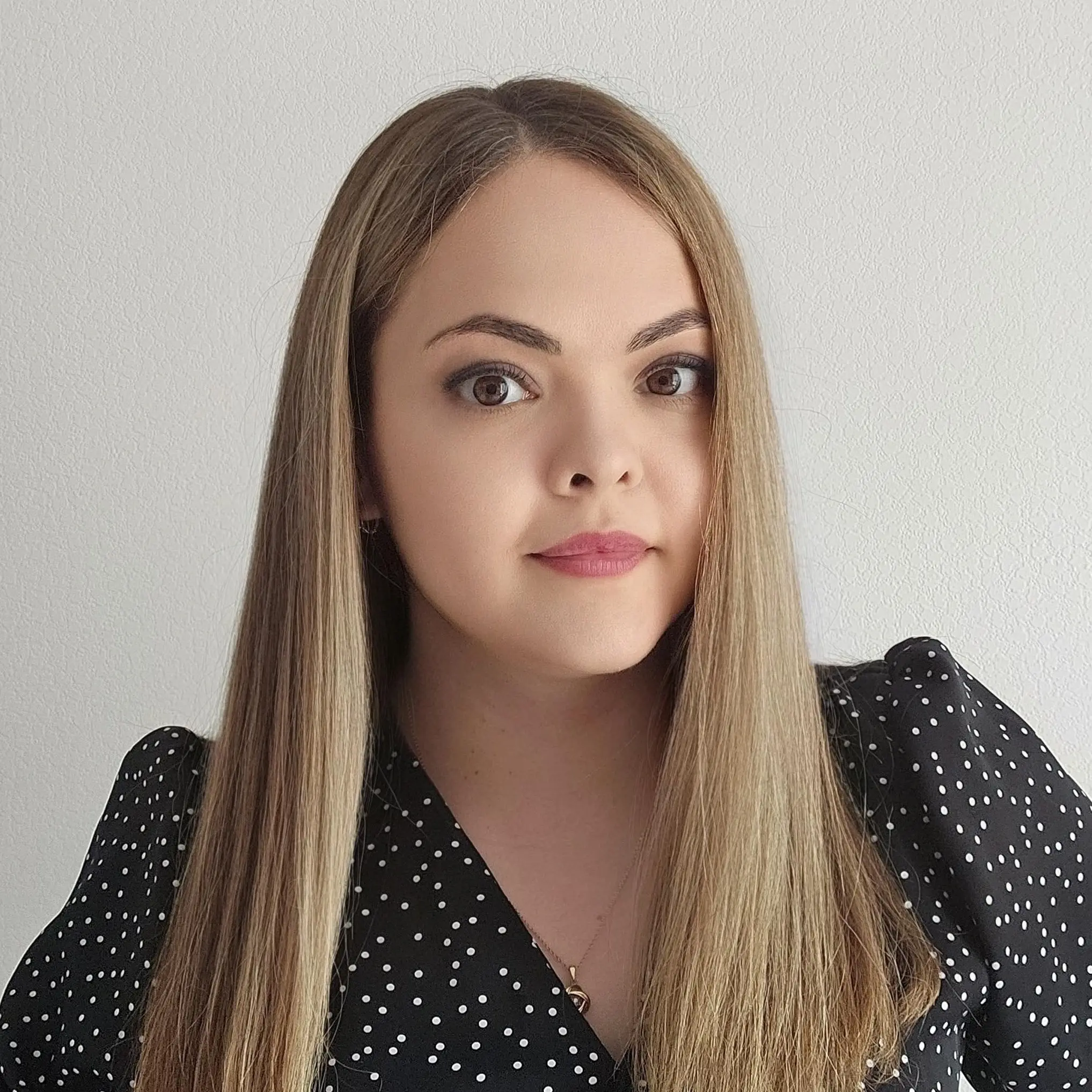 Елена Ролич