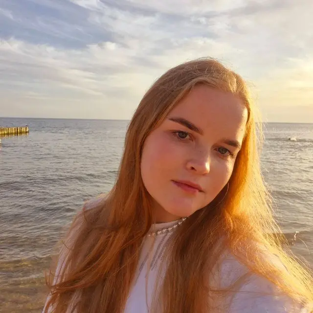 Полина Гирич | Сетка — социальная сеть от hh.ru