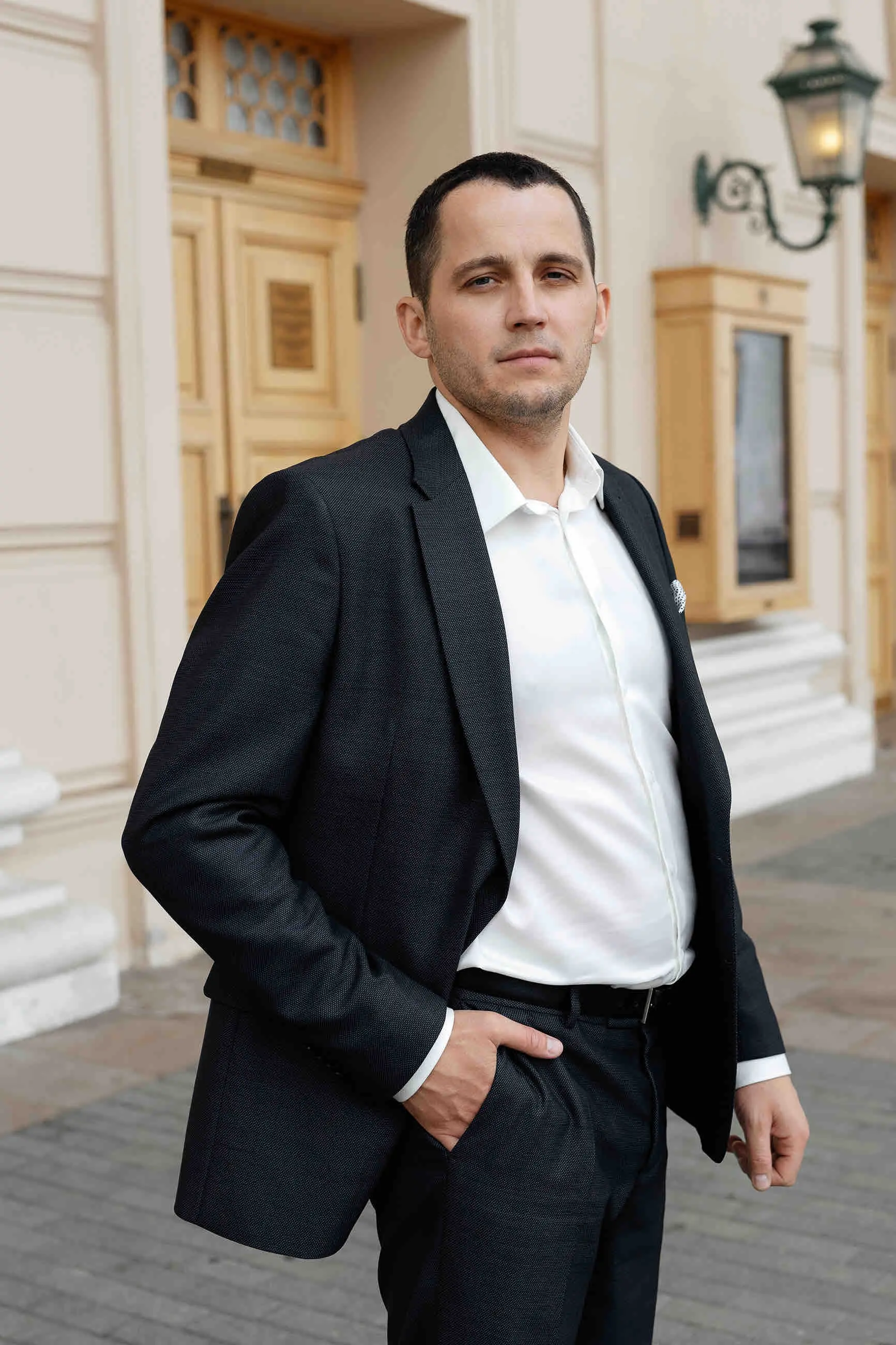 Дмитрий Садовников