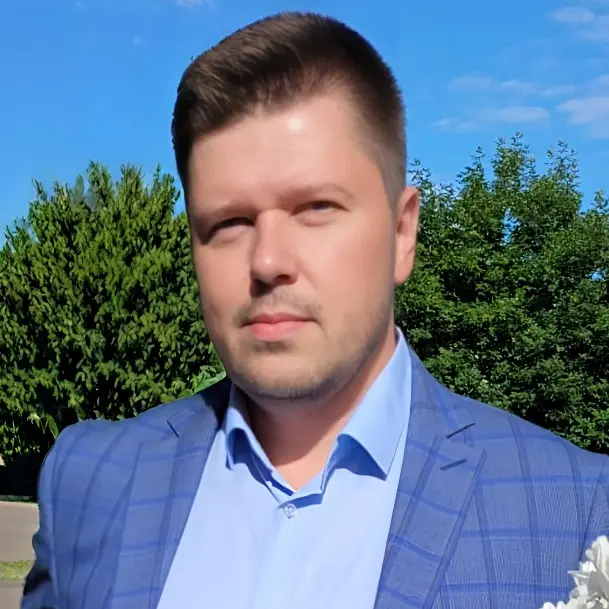 Евгений Романцов