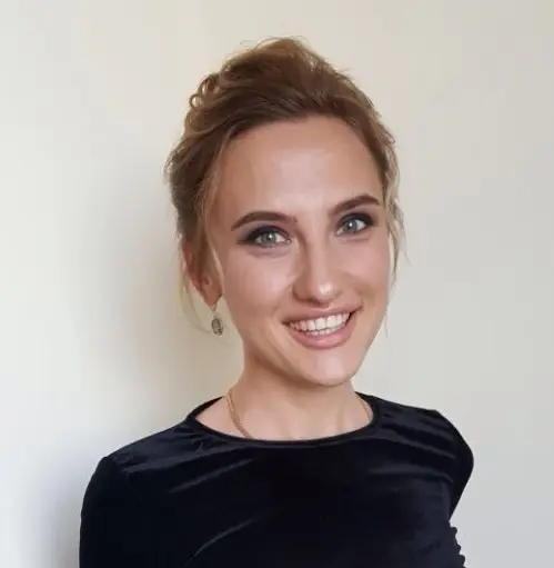 Елена Солдатова