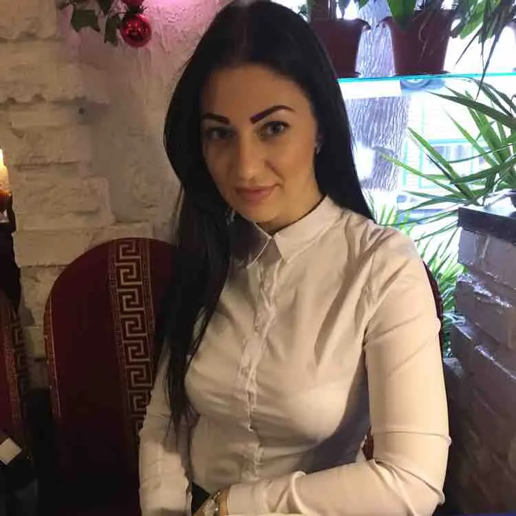Анна Владимирова