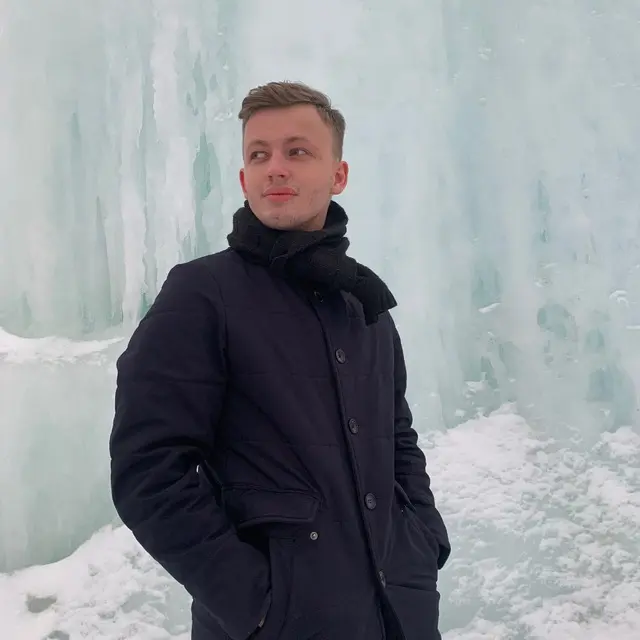 Марк Иванов